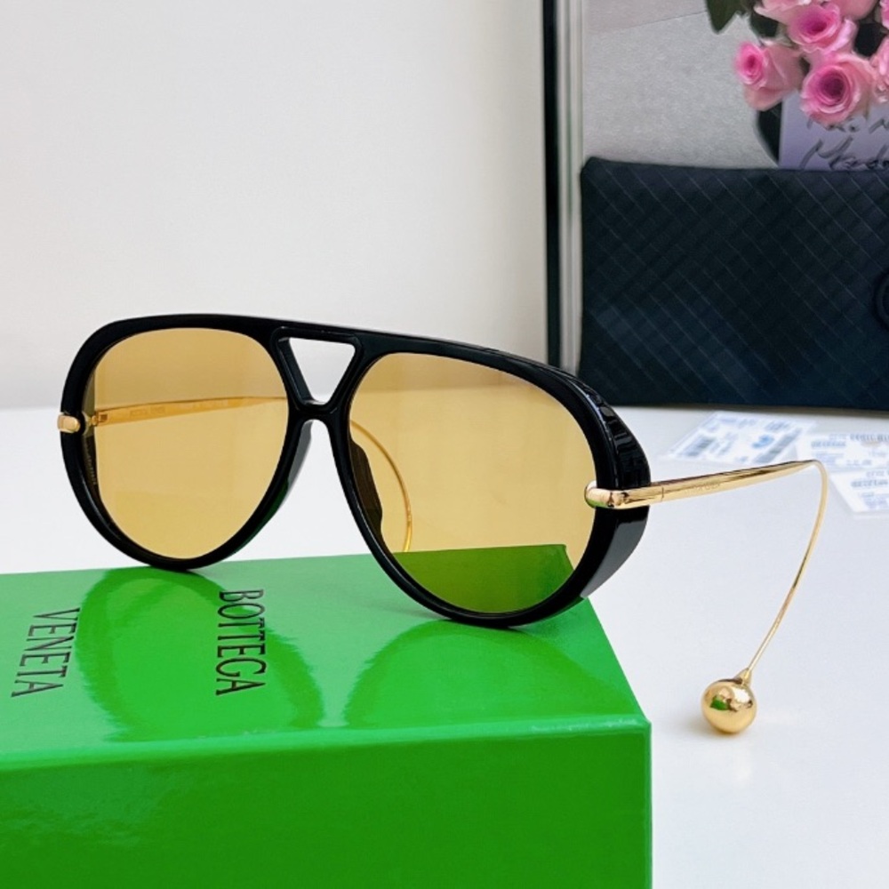 ⚙️ Bottega Veneta Premium Boutique Edition Sunglasses
